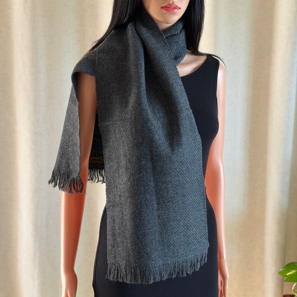 Vtg 90s Eddie Bauer 100% Wool Scarf Charcoal Gray Fringed Minimalist Heritage